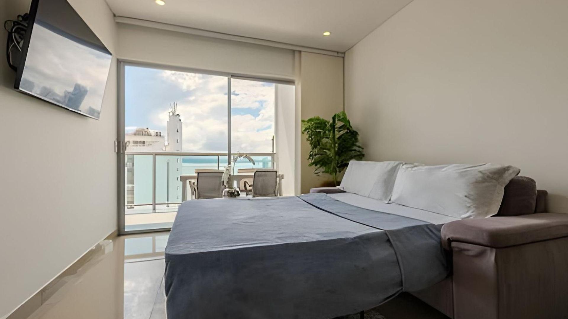 16th Floor Infinitum 1 Bedroom * Cartagena