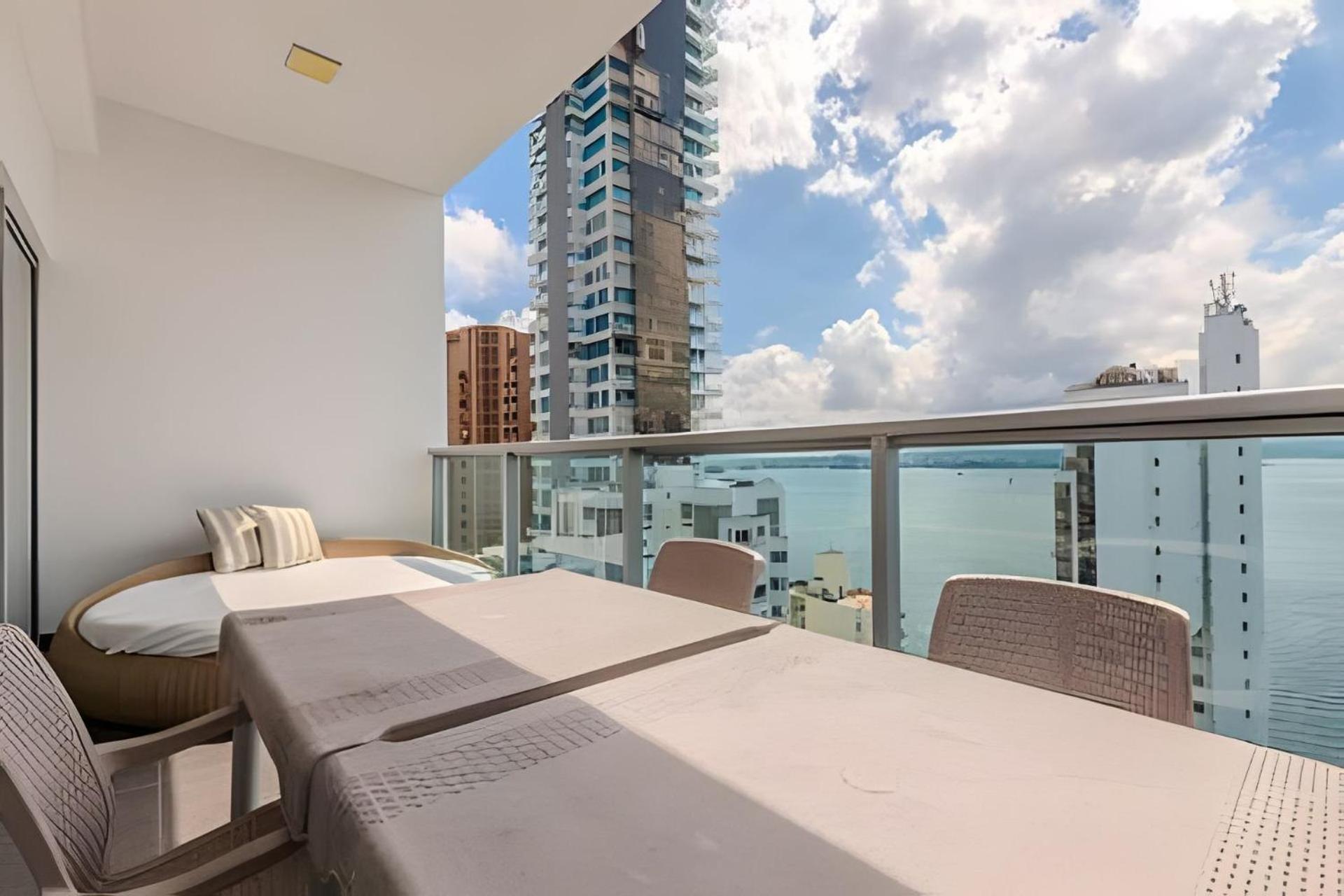 16th Floor Infinitum 1 Bedroom Cartagena